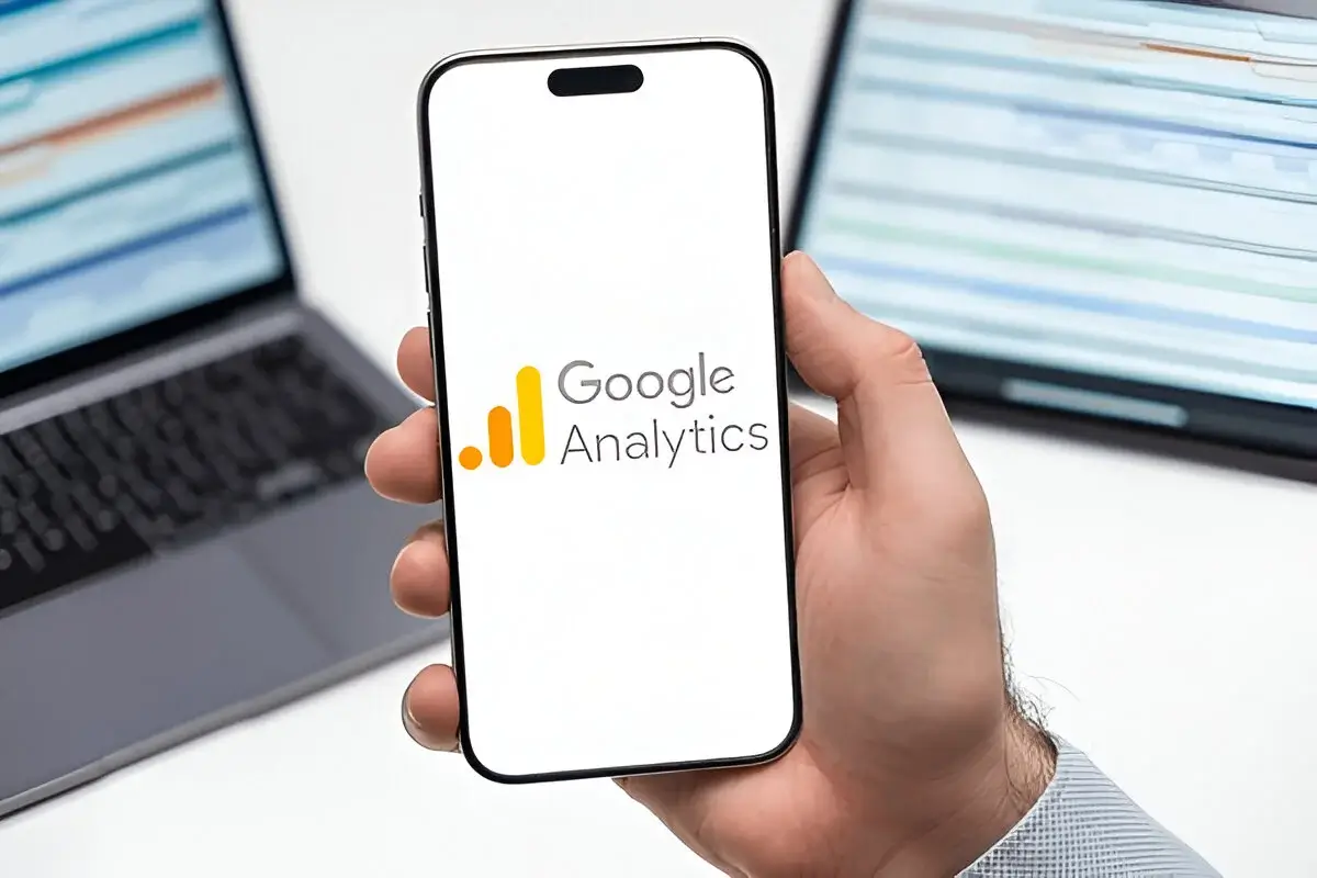 Read more about the article How to Use Google Analytics to Track & Improve Marketing Performance